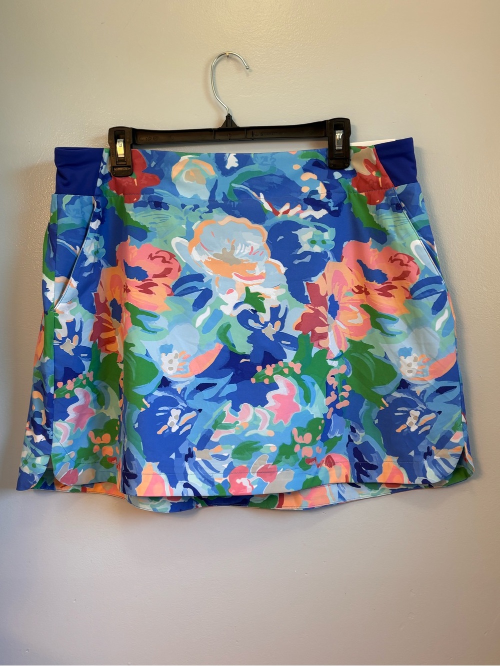 Walter Hagen Blue Floral Pull-On Skort with Pink & Green Accents. Sz XL. NWT